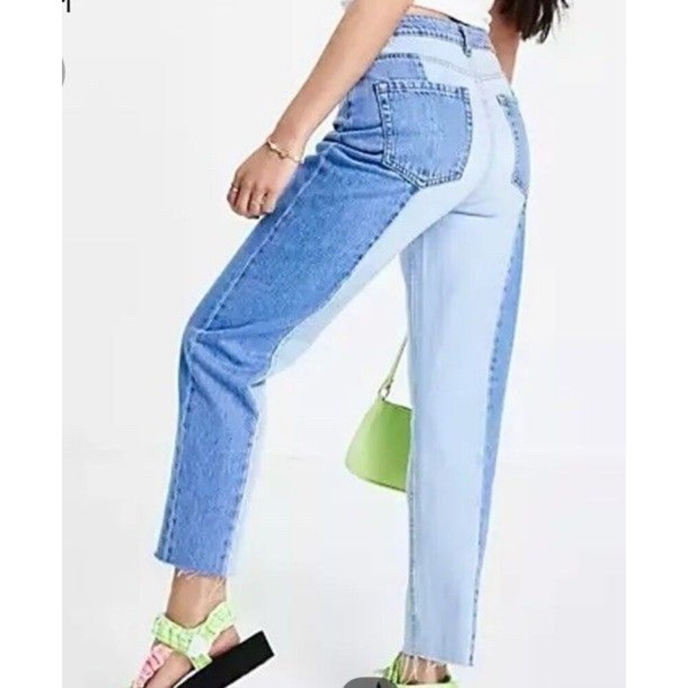 Stradivarius STR Two Toned Denim Jeans Raw Hem Women Sz 6 90s Inspired Straight